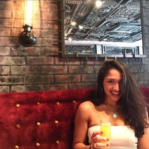 Meet your Posher, Arianna